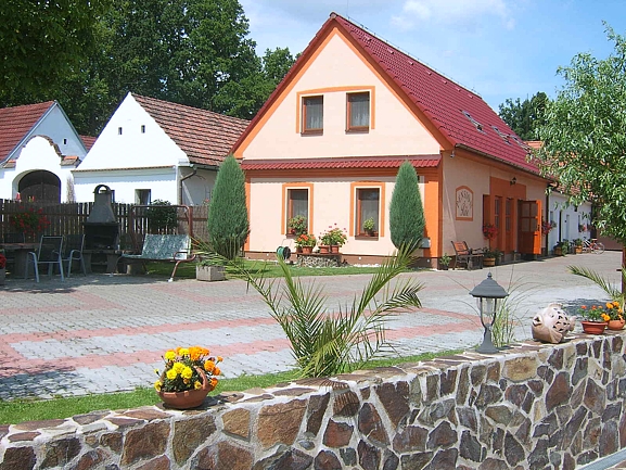 Chaty, chalupy - pronájem chalupy na Třeboňsku