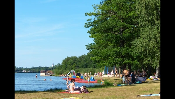 Bazény, Aquaparky a koupaliště v okolí Třeboně